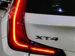 کادیلاک XT4
